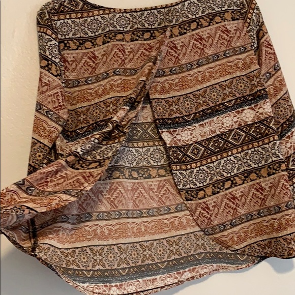 Printed blouse from Forever 21! - Picture 3 of 4